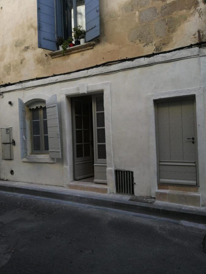 Superbe Appart Rustique Arles Exterior photo